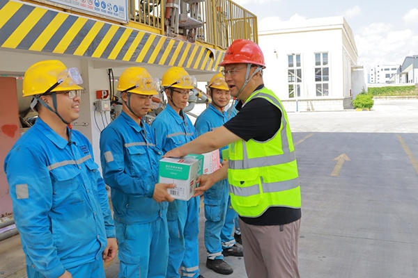 集團(tuán)黨委委員、總經(jīng)濟(jì)師丁鋒到廣西調(diào)研并開...