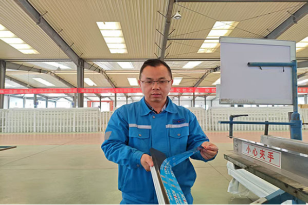 匠心筑夢，砥礪前行—— 記股份公司年度先進工作者黃文生208